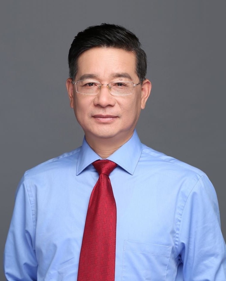 第八届侨界贡献奖人物风采录（三十三） 叶志彪：做人民和学生的引路人